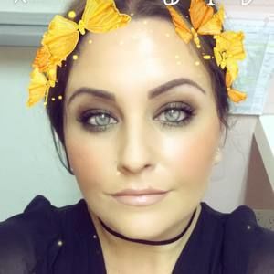 Meet your Posher, Nicole